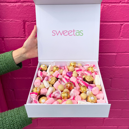 Mother's Day "Sweet Love" Gift Box - 1.25kg